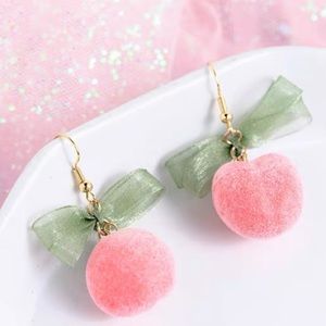 NEW Peach earrings Cute and sweet